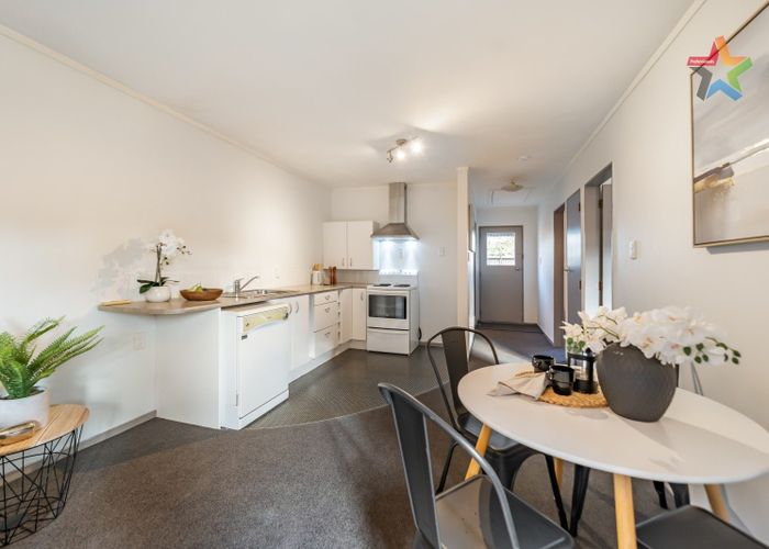  at 6/17 Cedar Street, Maungaraki, Lower Hutt