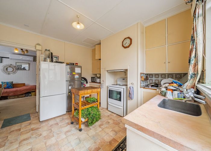  at 47 Riddlers Crescent, Petone, Lower Hutt, Wellington