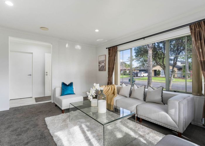  at 43 Blackwood Drive, Wattle Downs, Manukau City, Auckland