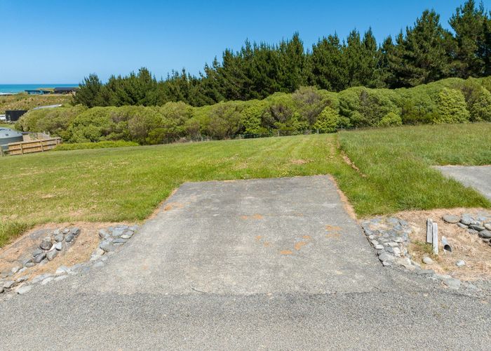  at 7 Knoyle Road, Riversdale Beach