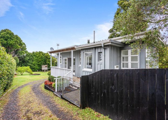  at 32 McEntee Road, Waitakere, Waitakere City, Auckland