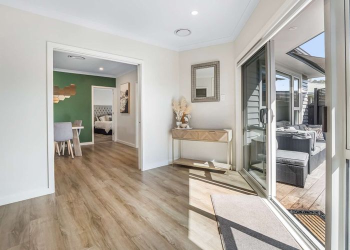  at 14 Centaurus Road, Cashmere, Christchurch City, Canterbury