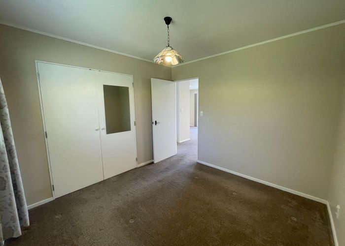  at 6/2 John Bracken Way, Beach Haven, North Shore City, Auckland