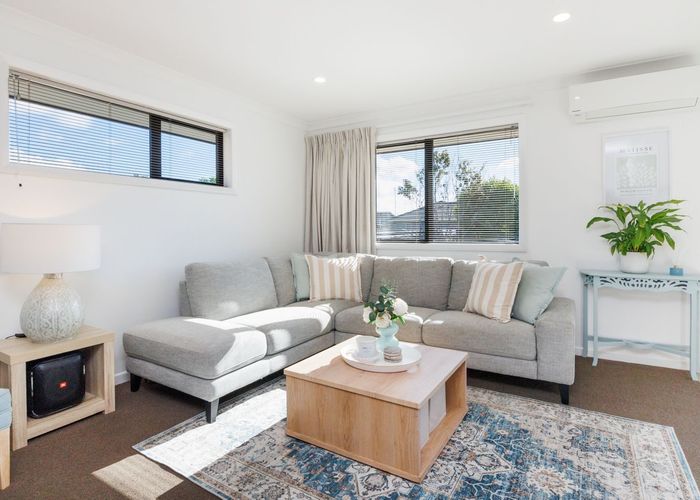  at 52 Brooklyn Heights Drive, Kelvin Grove, Palmerston North