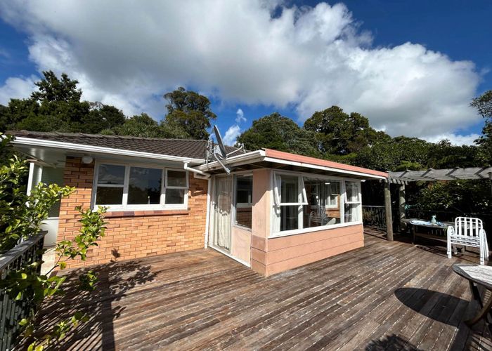  at 453 Scenic Drive, Waiatarua, Auckland