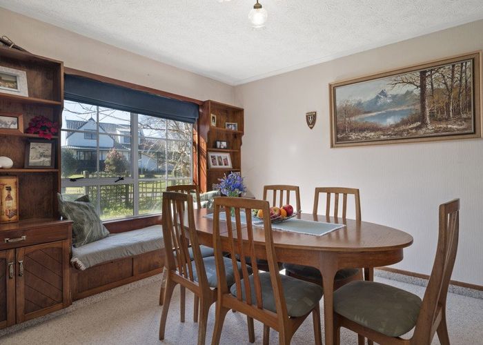  at 2 Kirk Lane, Owhata, Rotorua, Bay Of Plenty