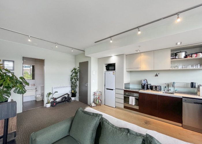  at E305/28 Torrens Terrace, Mount Cook, Wellington, Wellington