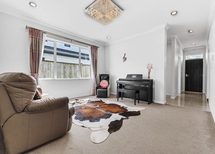  at 3 Bottega Close, Mission Heights, Manukau City, Auckland