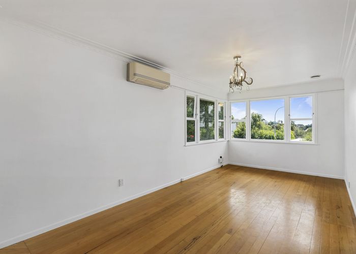  at 19 Willow Avenue, Birkenhead, Auckland