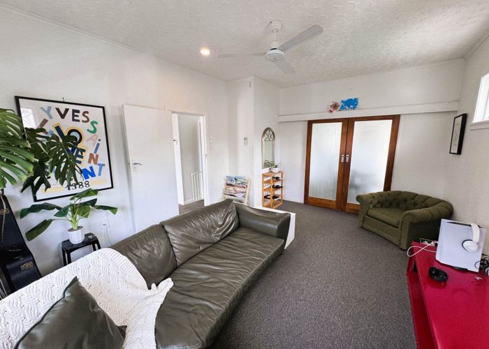  at 3/56 Te Atatu Road, Te Atatu South, Waitakere City, Auckland