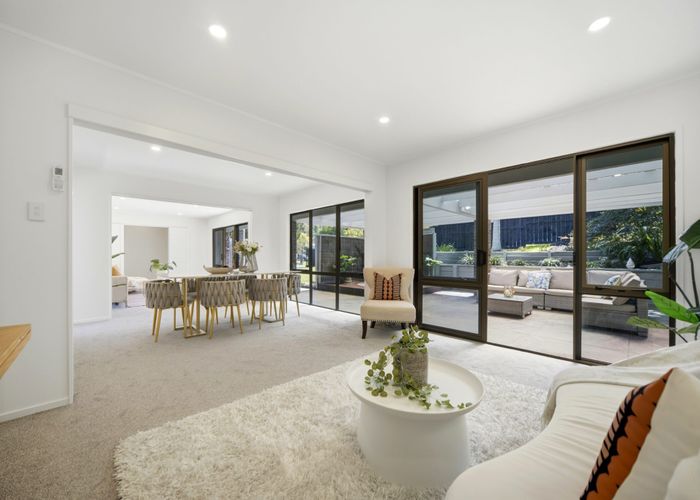  at 1 Montclair Rise, Browns Bay, North Shore City, Auckland