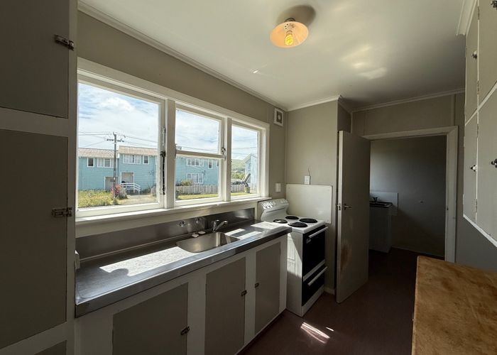  at 36 Cheshire Street, Cannons Creek, Porirua, Wellington