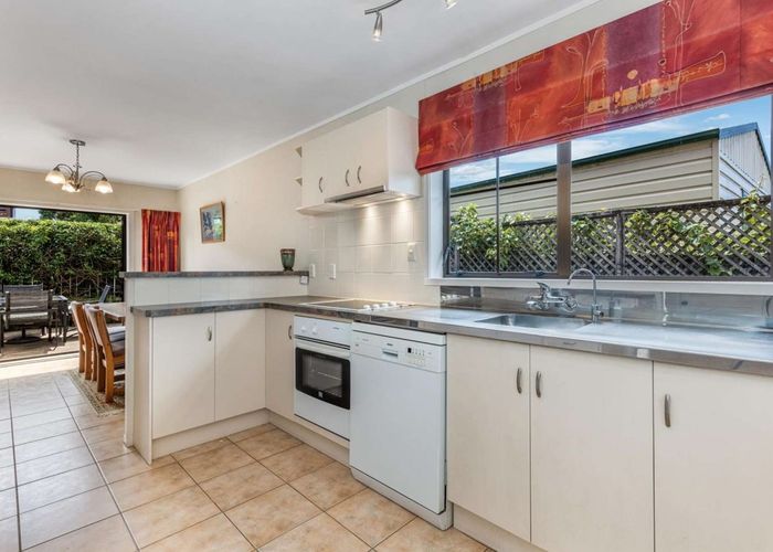  at 1/34 Takapu St, Henderson, Waitakere City, Auckland