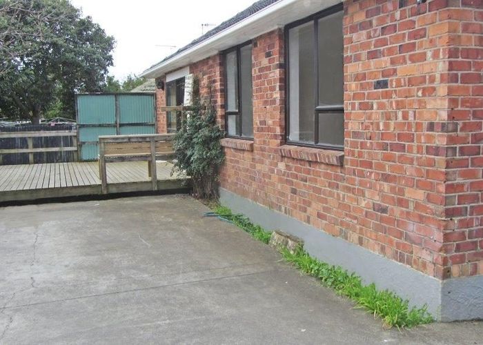  at 49 Kawiti Avenue, Point England, Auckland City, Auckland