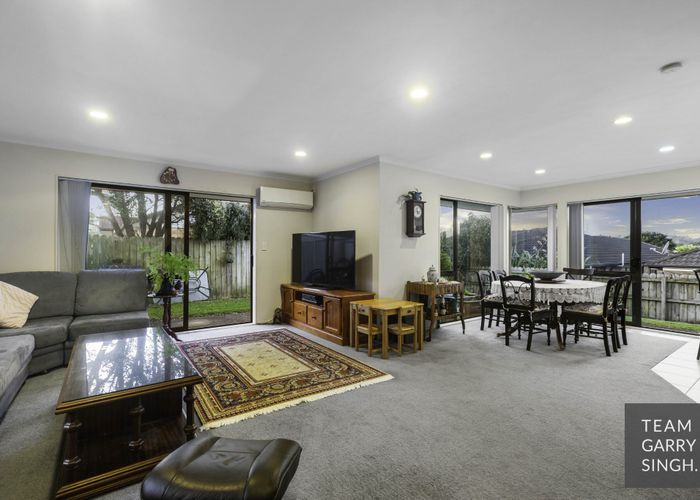  at 15 Nanleen Rise, Manurewa, Auckland