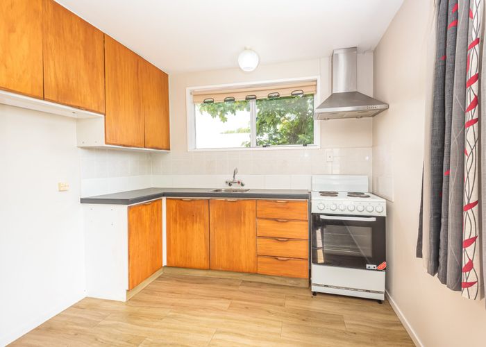  at 2/3 Cavendish Road, Casebrook, Christchurch