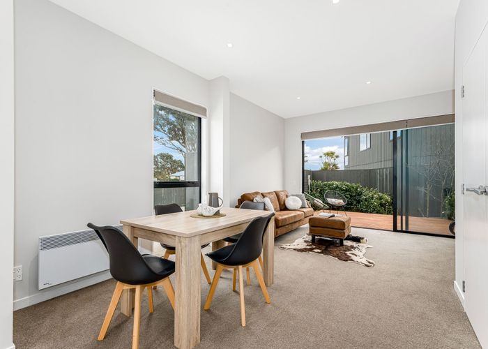  at 5/6 Oswald Crescent, Paparangi, Wellington, Wellington