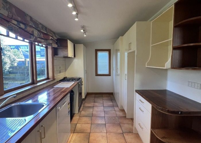  at 39 Richmond Street, Petone, Lower Hutt