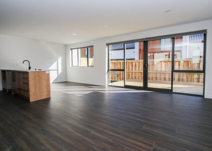  at 2/24 Campbell Street, Frankton, Hamilton, Waikato