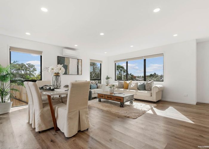  at 27A Sunnyside Road, Sunnyvale, Waitakere City, Auckland