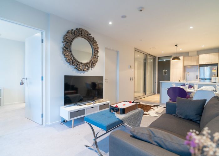  at 512/5 Howe Street, Auckland Central, Auckland