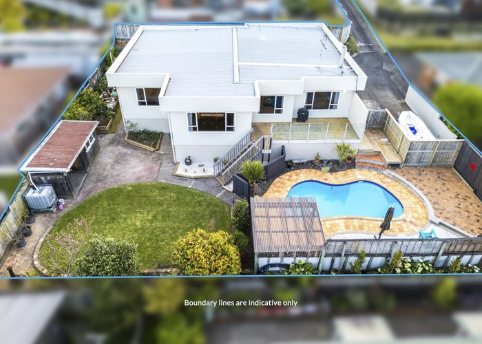  at 23 Tirohunga Drive, Henderson, Waitakere City, Auckland