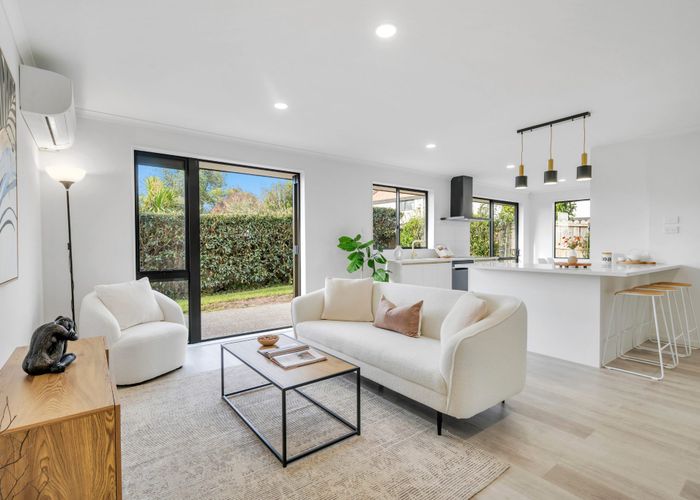  at 100 Greenhithe Road, Greenhithe, North Shore City, Auckland