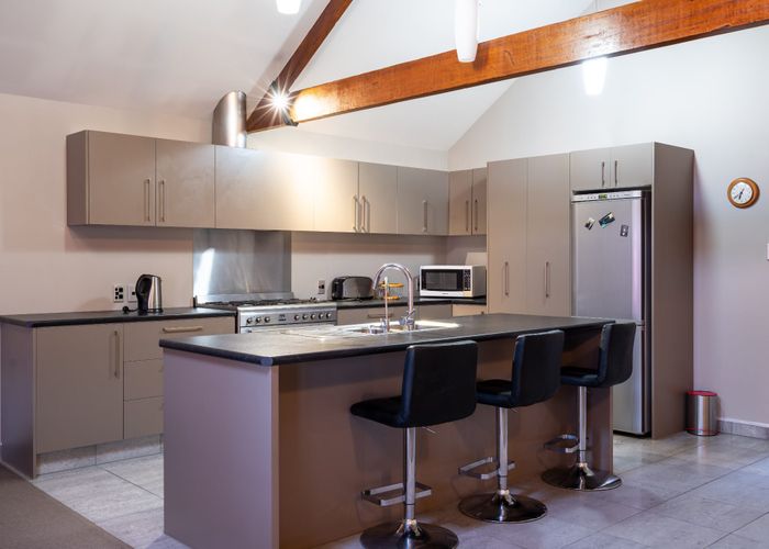  at 10/2 Manor Place, City Centre, Dunedin, Otago