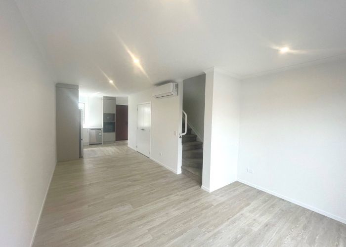  at 25 Erina Road, Wiri, Auckland