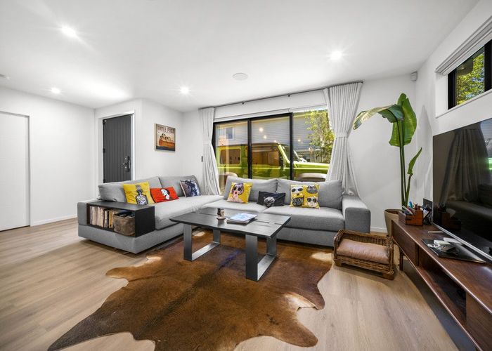  at 25F Oteha Valley Road, Northcross, North Shore City, Auckland