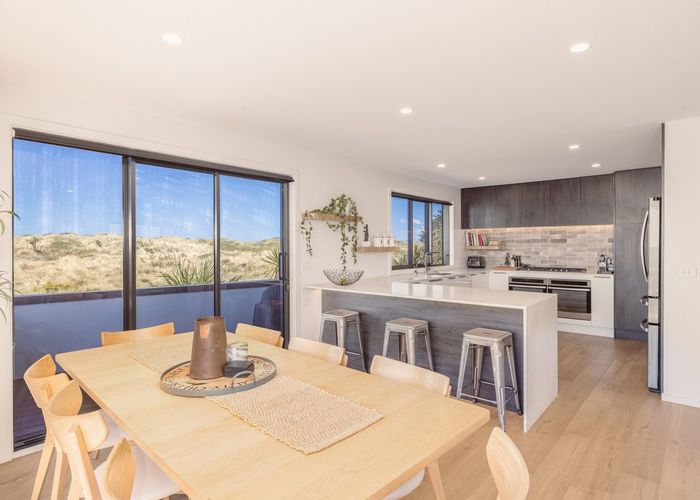 For sale 10 Stout Street, Waimairi Beach, Christchurch City, Canterbury homes.co.nz