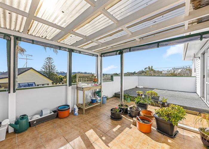  at 1/143 Manuka Road, Glenfield, North Shore City, Auckland