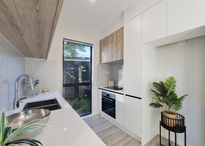  at 4/67 Kervil Avenue, Te Atatu Peninsula, Waitakere City, Auckland