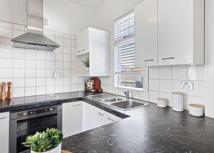  at 270 Lyttelton Street, Spreydon, Christchurch