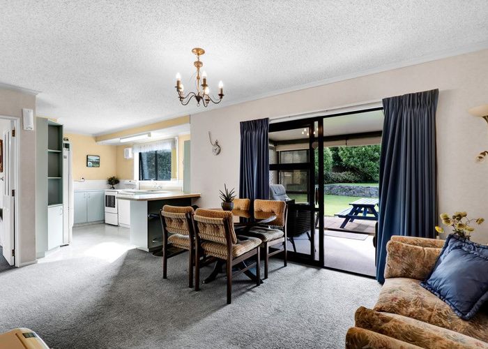  at 2 Bronte Place, Whalers Gate, New Plymouth