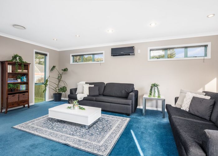  at 2 Henry Street, Ebdentown, Upper Hutt
