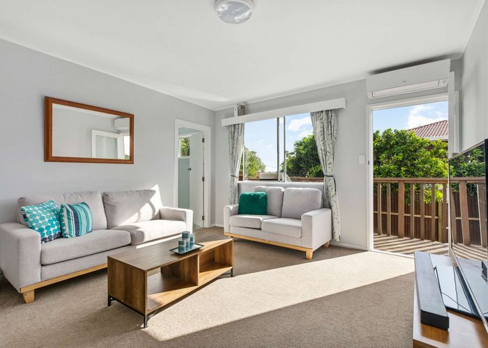  at 2/259 Royal Road, Massey, Auckland