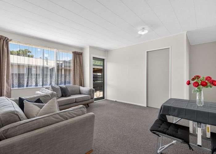  at 270a Wellington Road, Wainuiomata, Lower Hutt, Wellington