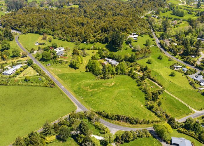  at 42 Leyland Road, Tauranga