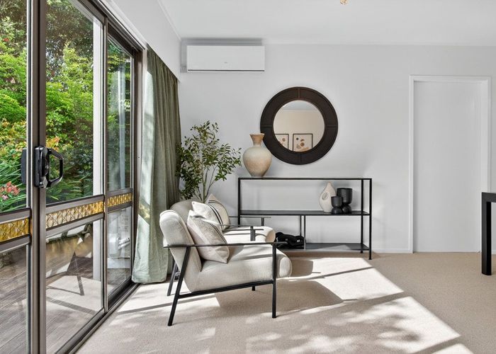  at 2/1a Gordon Avenue, Forrest Hill, North Shore City, Auckland