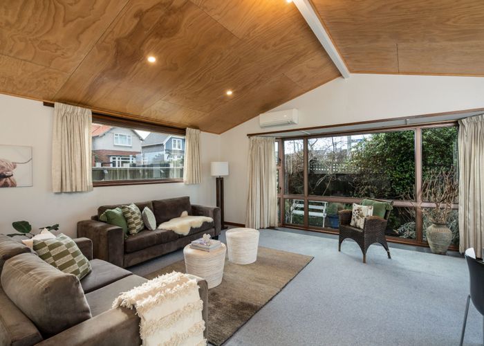  at 2 Grendon Street, Maori Hill, Dunedin