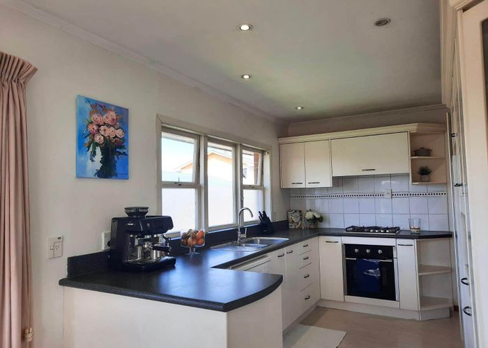  at 1/12 Miles Avenue, Papatoetoe, Auckland