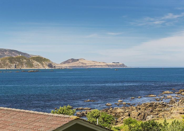  at 111A Breaker Bay Road, Breaker Bay, Wellington, Wellington
