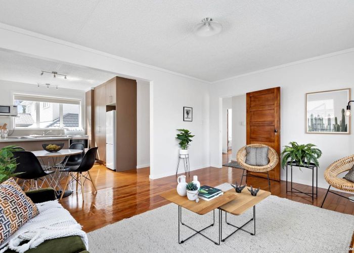  at 4 Edmonton Avenue, Onehunga, Auckland City, Auckland