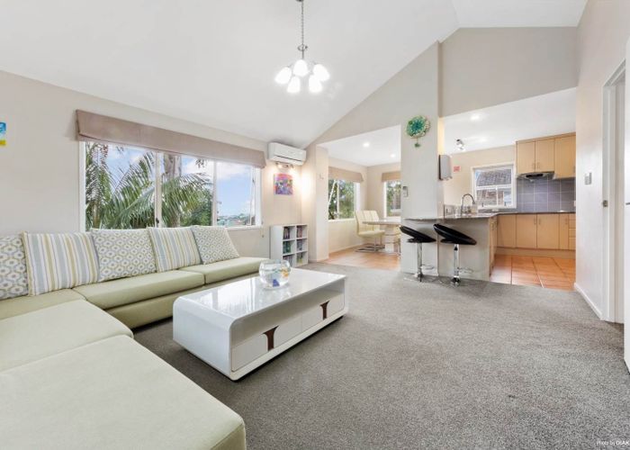 at 13A Zion Road, Birkenhead, Auckland