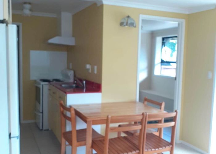  at 42A Regency Place, Sunnynook, North Shore City, Auckland