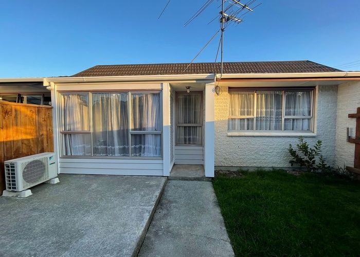  at 2/30 Whitley Avenue, Ebdentown, Upper Hutt, Wellington