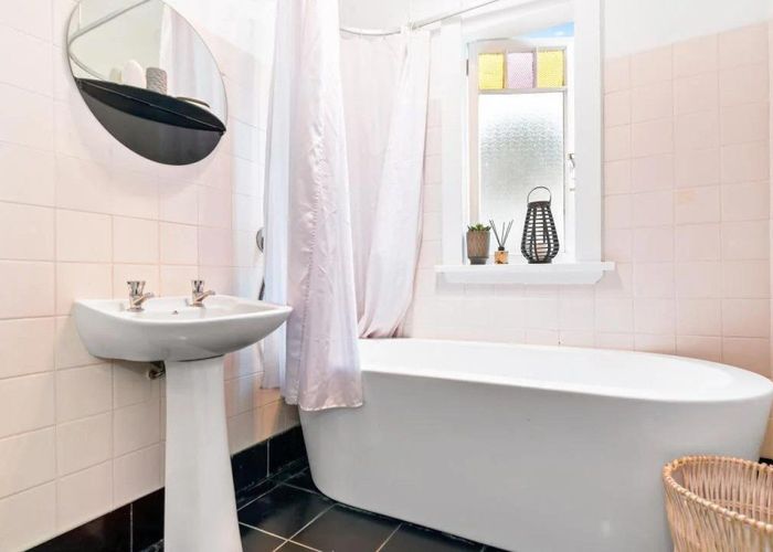  at 77 Naylor Street, Hamilton East, Hamilton, Waikato