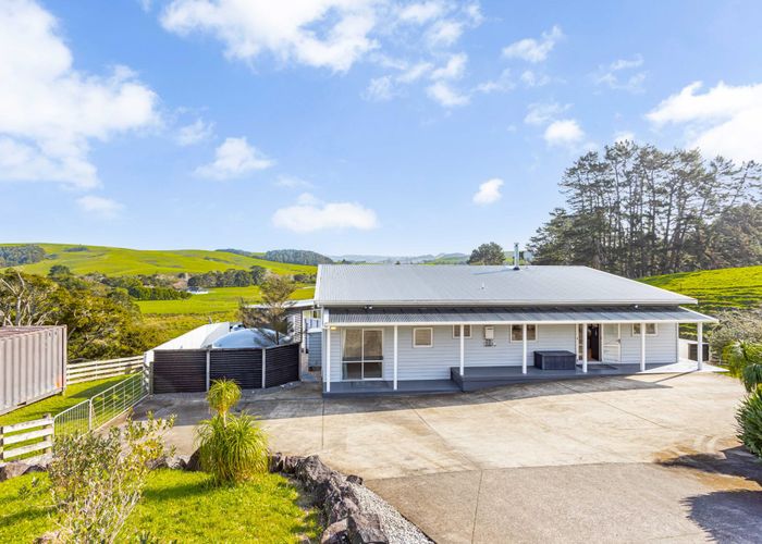 For sale 101 Waikoukou Valley Road, Waimauku, Rodney, Auckland