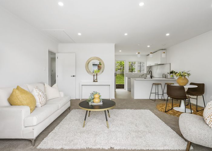  at 1/7 Dakota Avenue, Beach Haven, North Shore City, Auckland